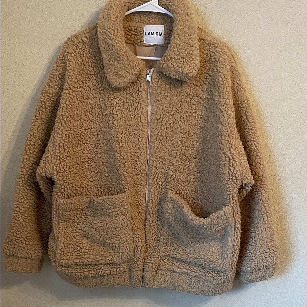 I. Am. Gia faux Sherpa Coat. Oversized size XS Bomber style
